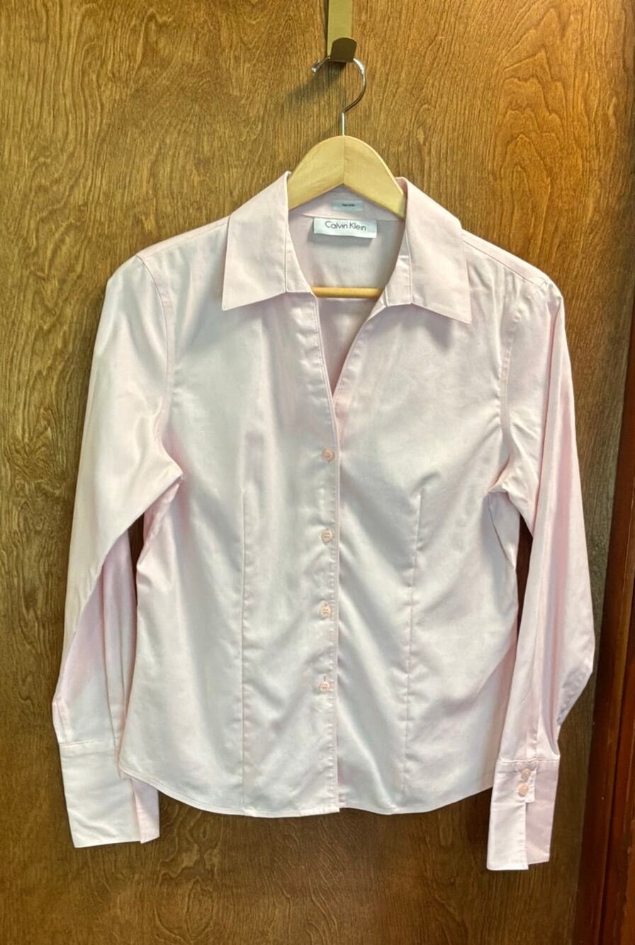 Calvin Klein Pink Button Down Shirt sz 6